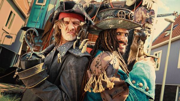 Zappbios: De piraten van hiernaast